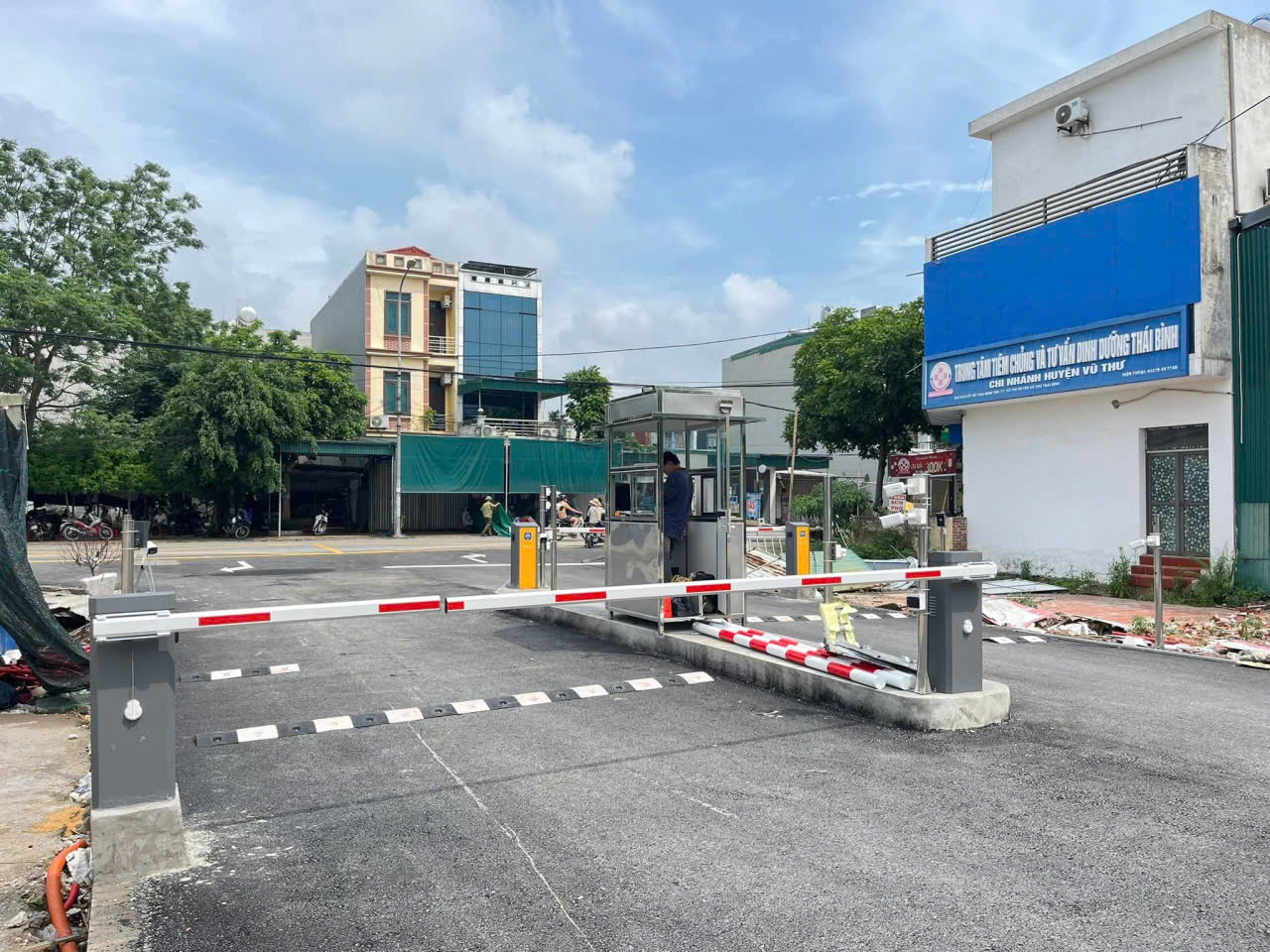lap-dat-barrier-tai-thai-binh-3