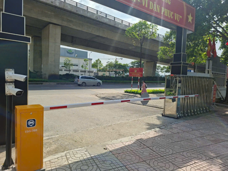 lắp barrier tự động cho cơ quan hành chính
