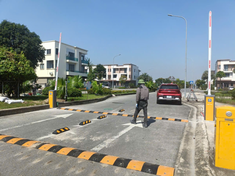 barie chắn cổng